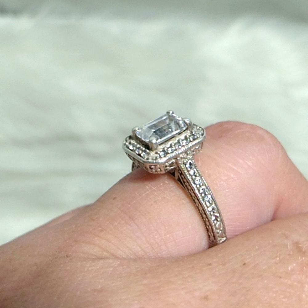 FINAL SALE! Stunning Sterling Silver 925 Cz Ring ๐ Size 7 - Picture 2 of 14
